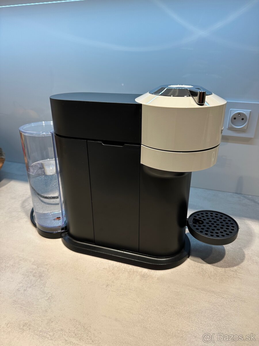Nespresso kávovar - 2