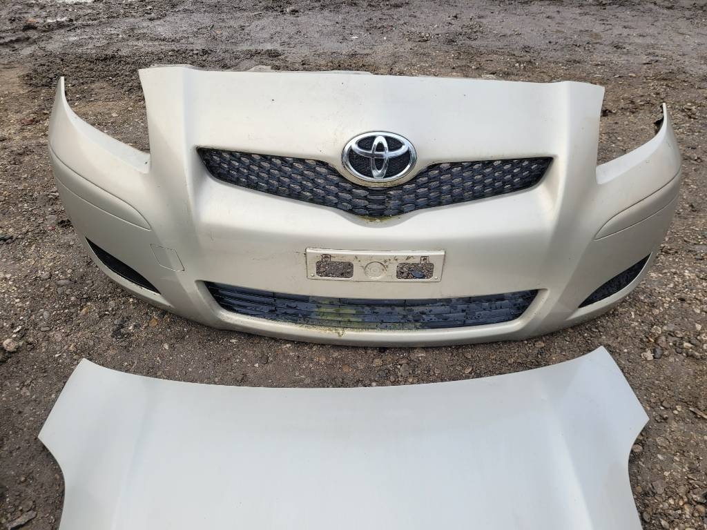 TOYOTA YARIS PREDOK - 2