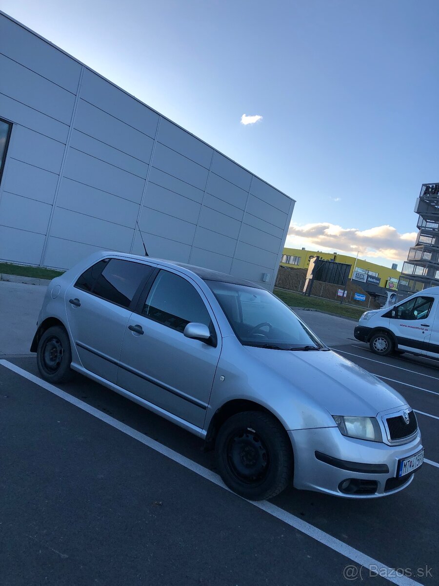 Škoda fabia - 2