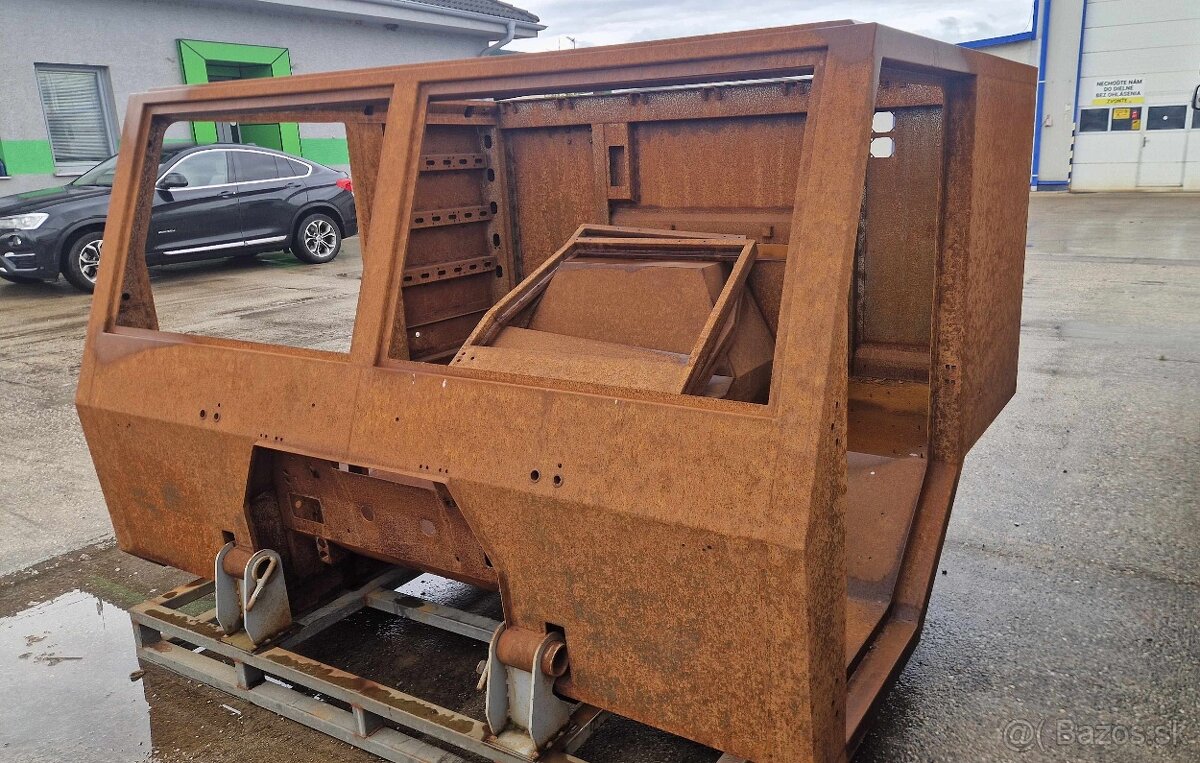 Predám skelet kabíny na Tatra 815-7 - 2