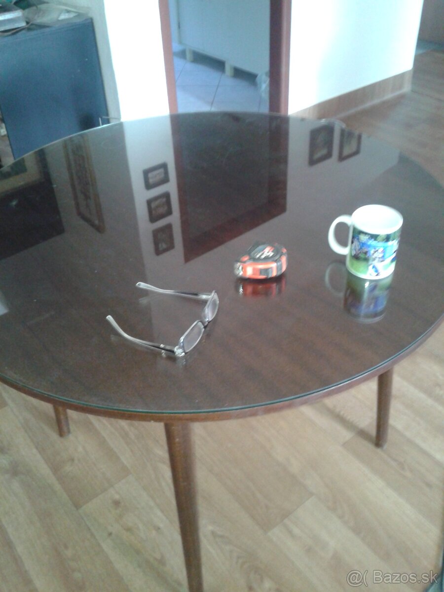 Kuchynský stôl - 2