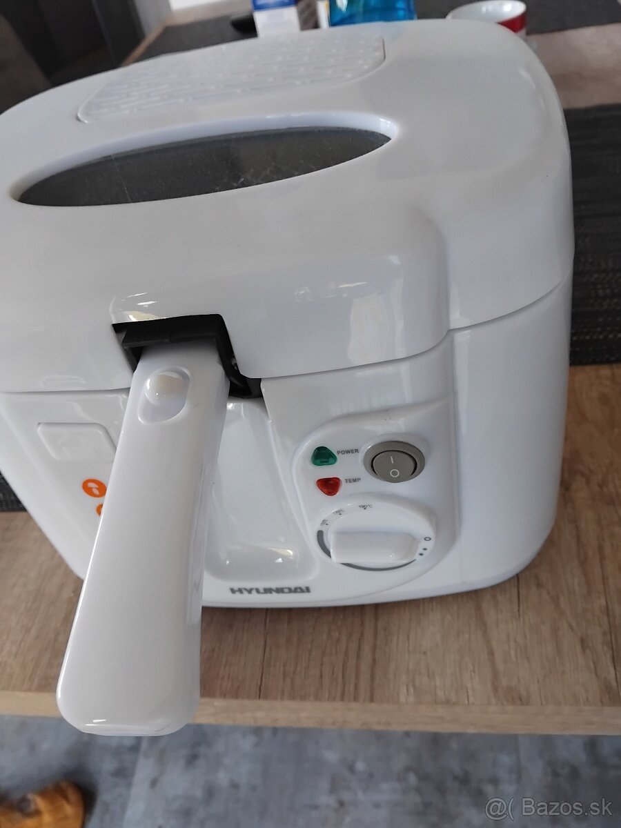 Fritéza hyundai nová - 2