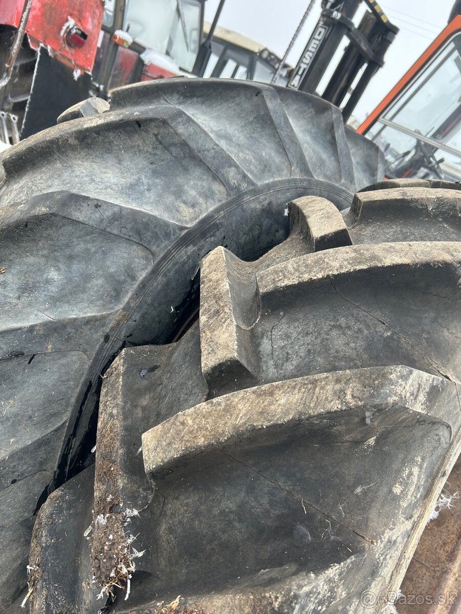 Predám kolesá 16,9-28 na Zetor major - 2
