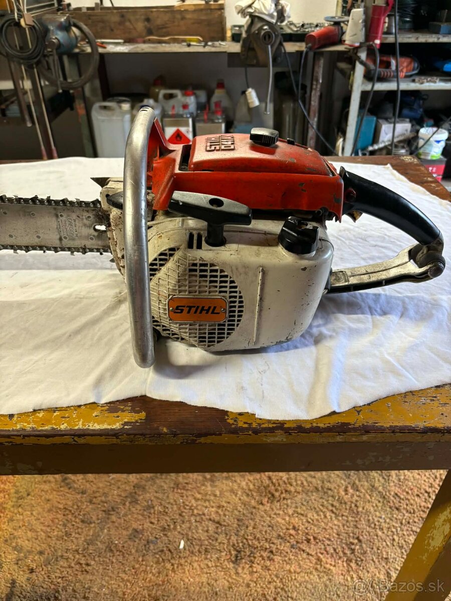 motorova píla - 2