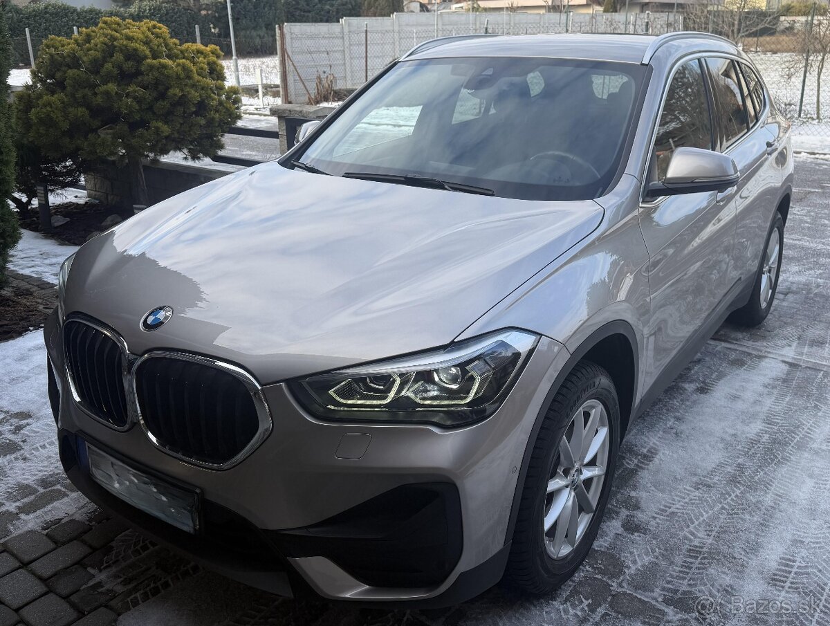 BMW X1 sDrive 18i AT Year 2022 - 2