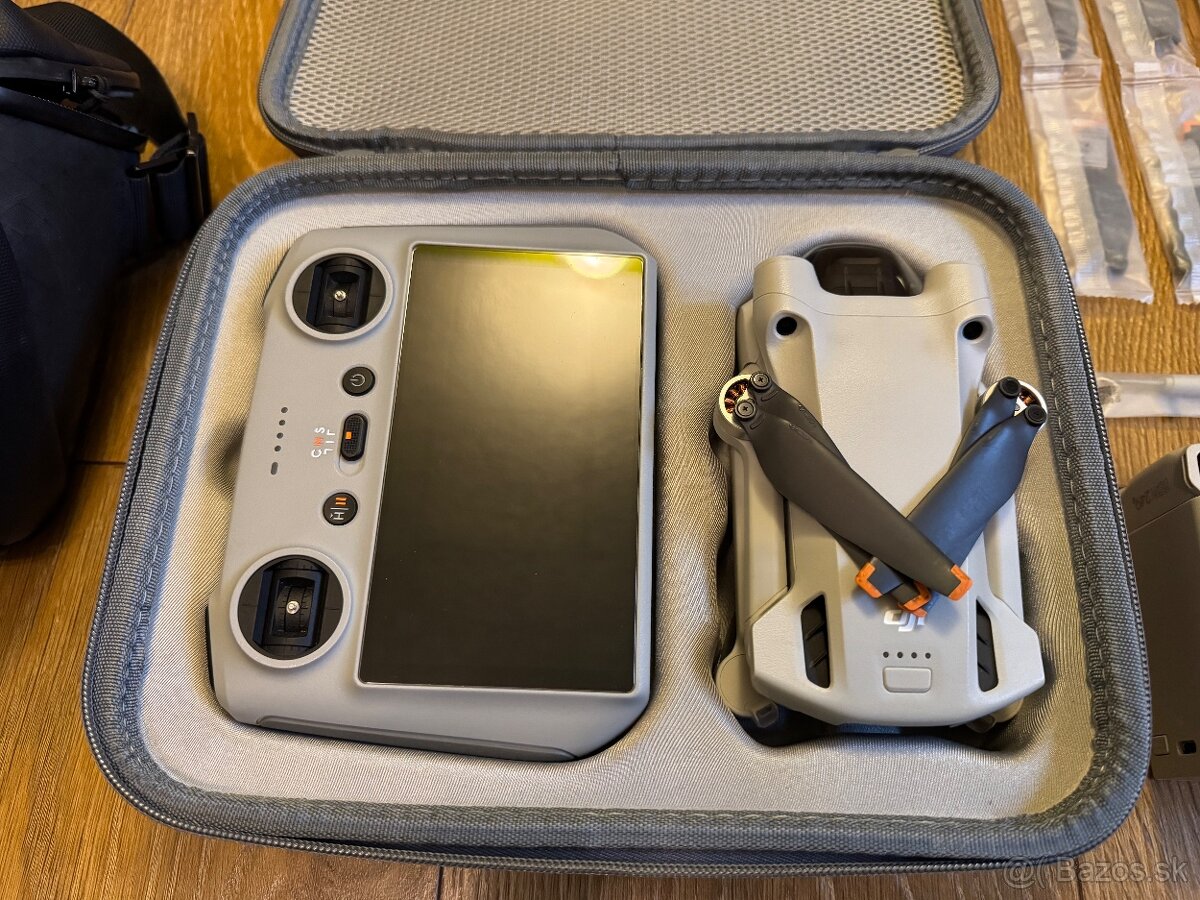 DJI Mini 3 pro Fly More Combo (DJI RC) - 2