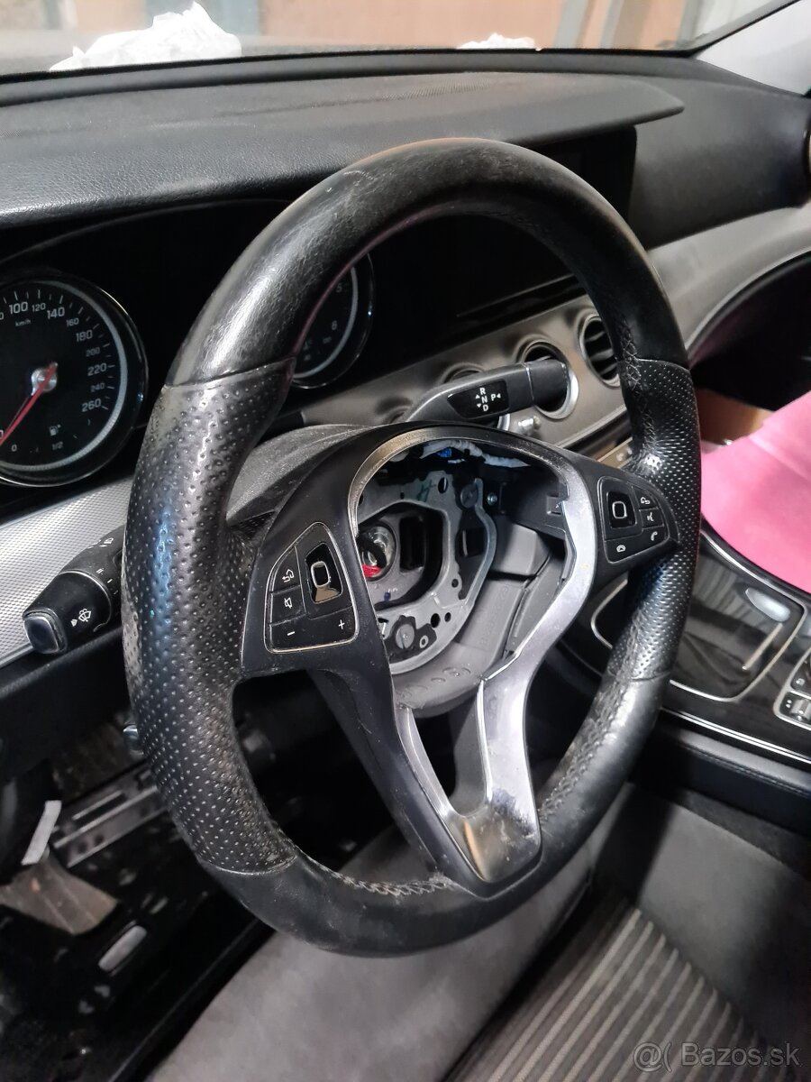 Volant Mercedes-Benz E-trieda 2017 - 2