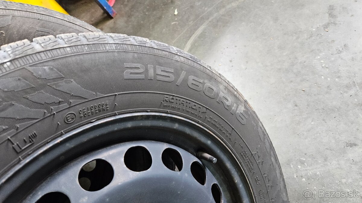 5x112 215/60 R16 Nokian zimne - 2