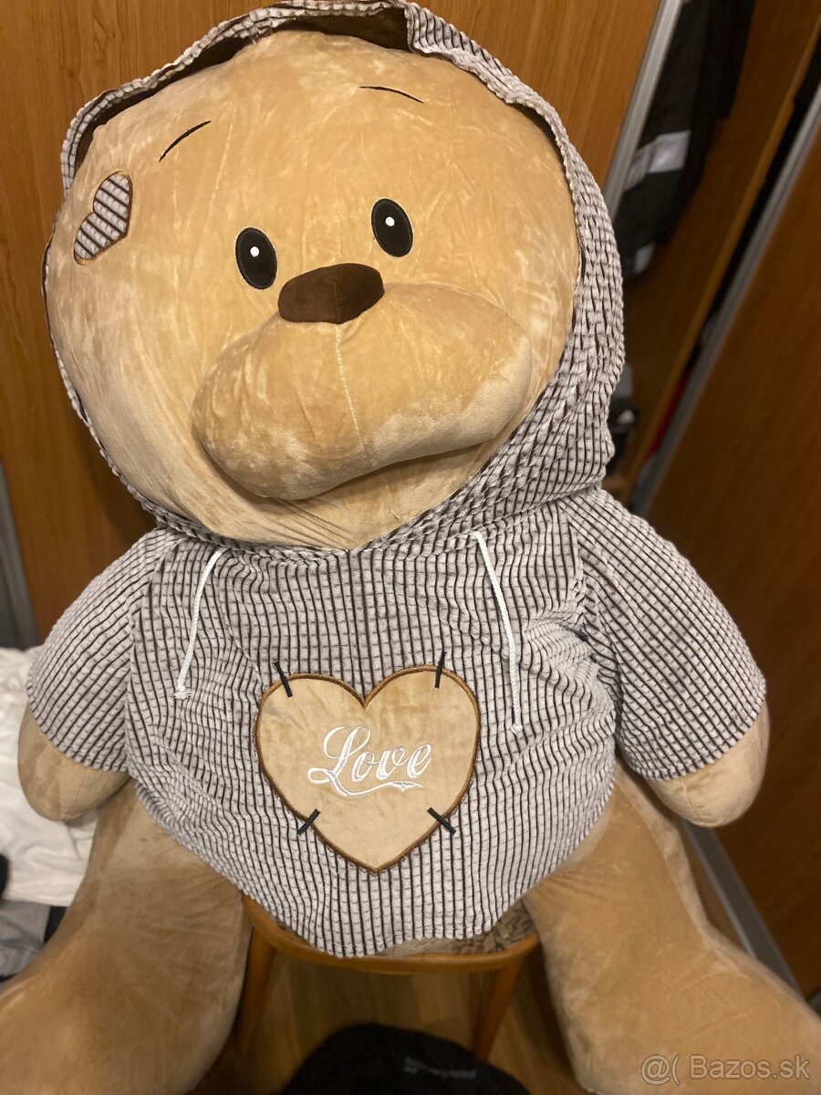 Veľký plyšový medveď - 2