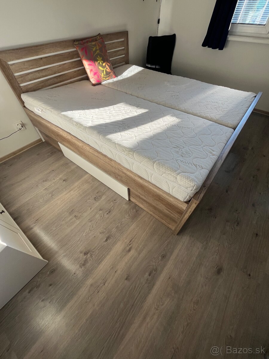 Manželská posteľ 180/200 - 2