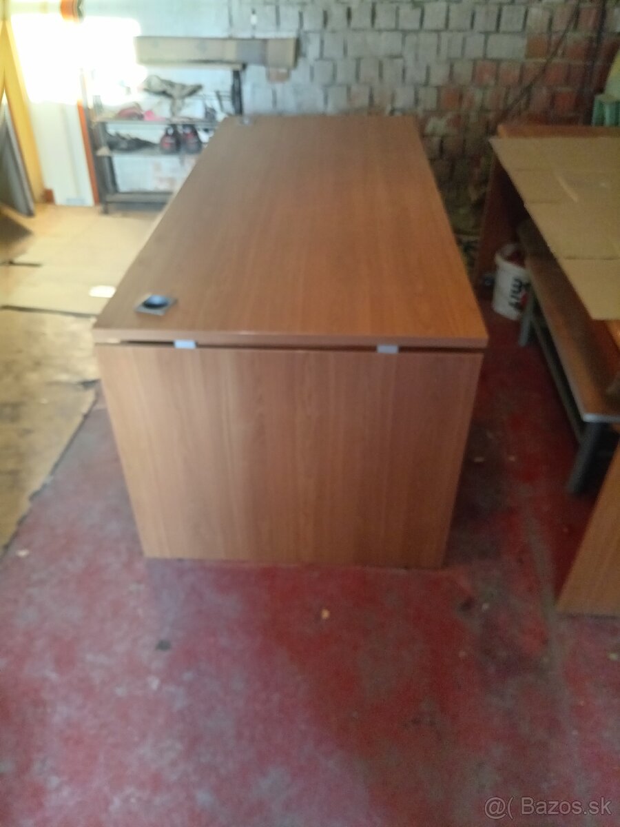 Predám kancelárske stoly - 2