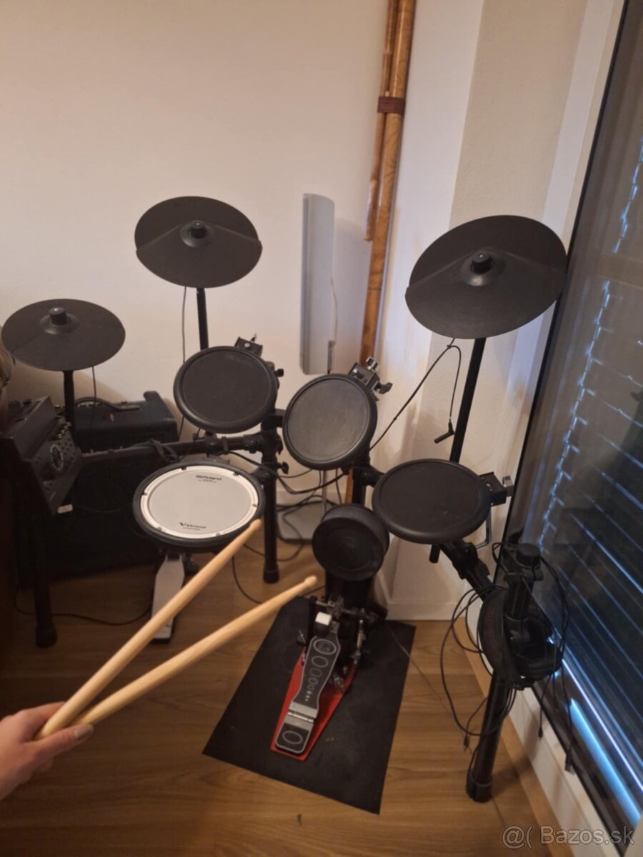 Súprava bicích nádtrojov Roland - 2