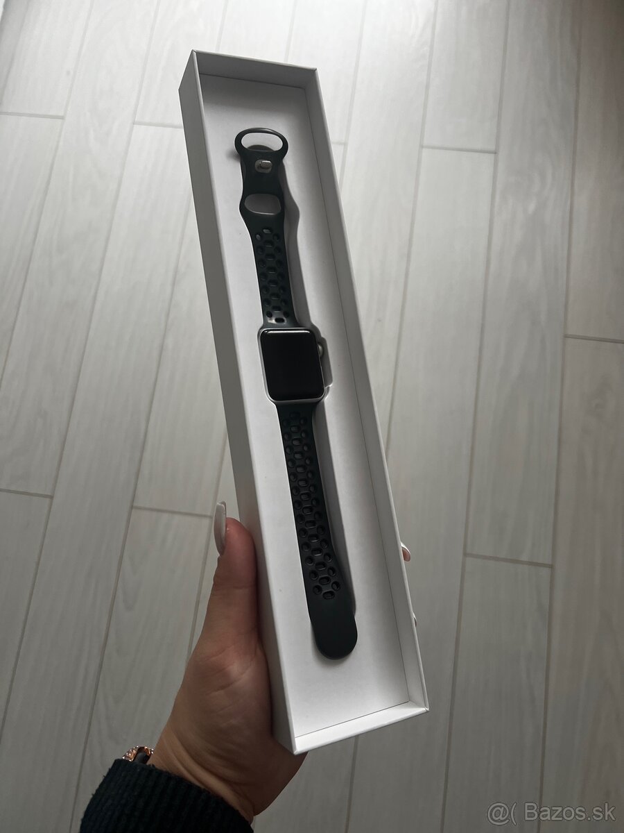 Apple Watch 3 38mm - 2