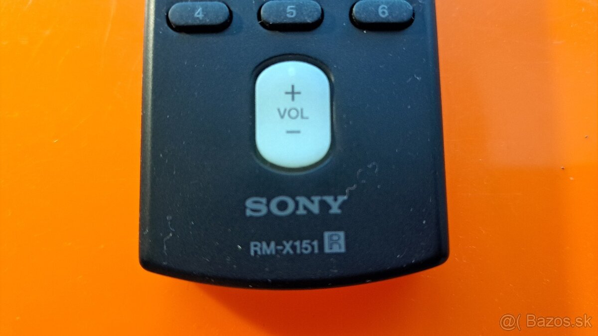DIALKOVÝ OVLÁDAČ SONY RM-X151 - 2