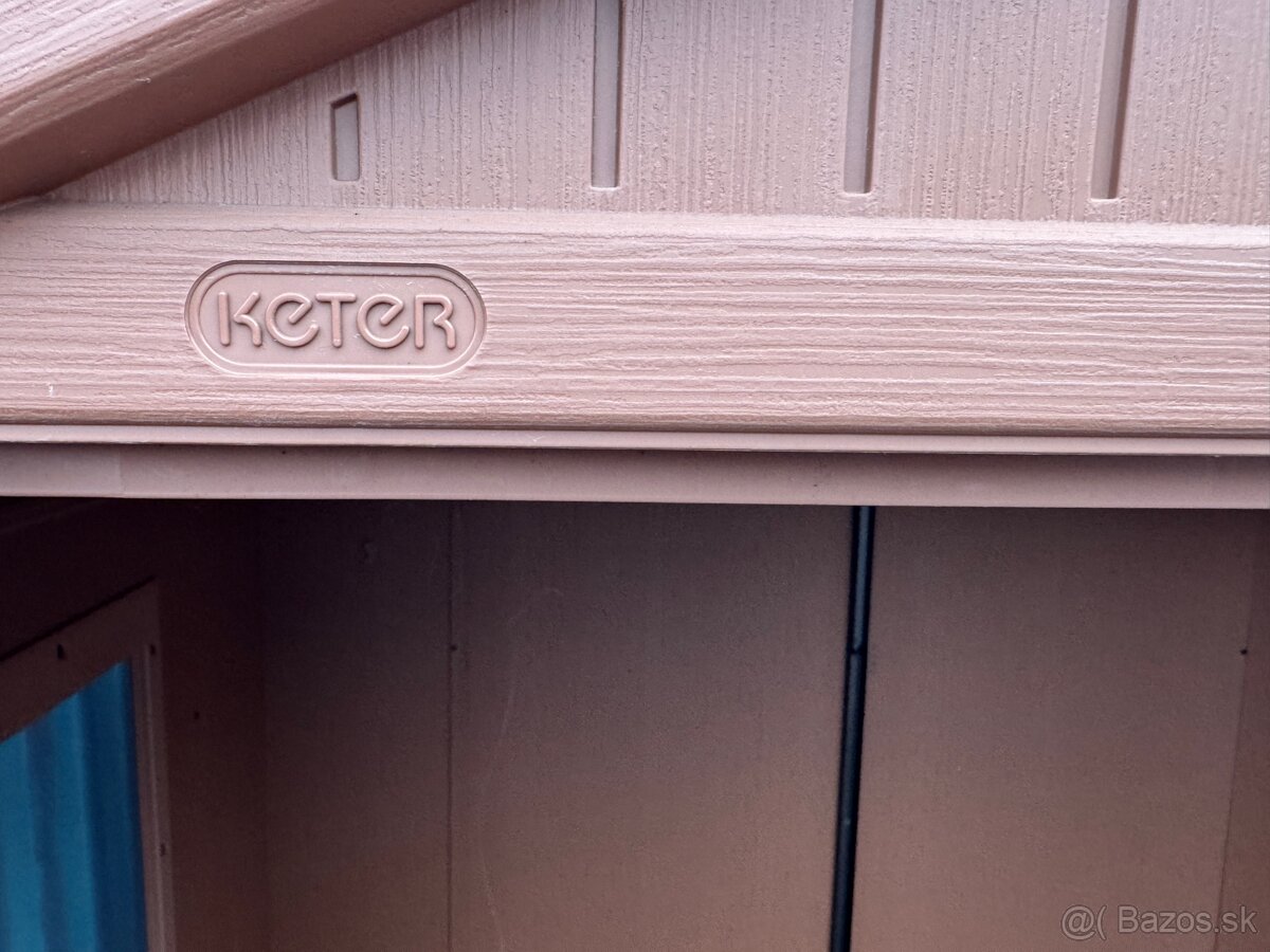 Záhradný domček KETER – TOP stav - 2