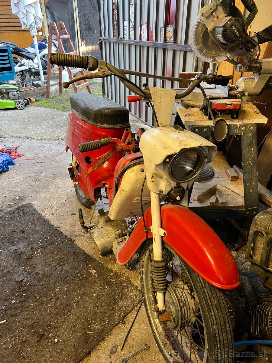 Jawa pionier a starý TP - 2