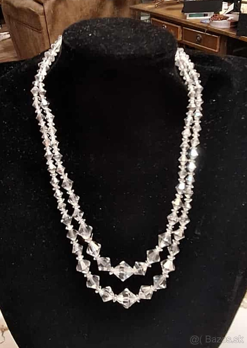 NÁHRDELNÍK KRIŠTÁĽOVÝ - 2