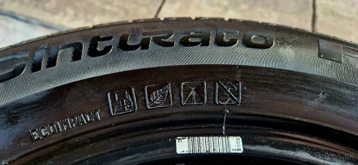 Pirelli Cinturato P7 225/55 R17 - 2