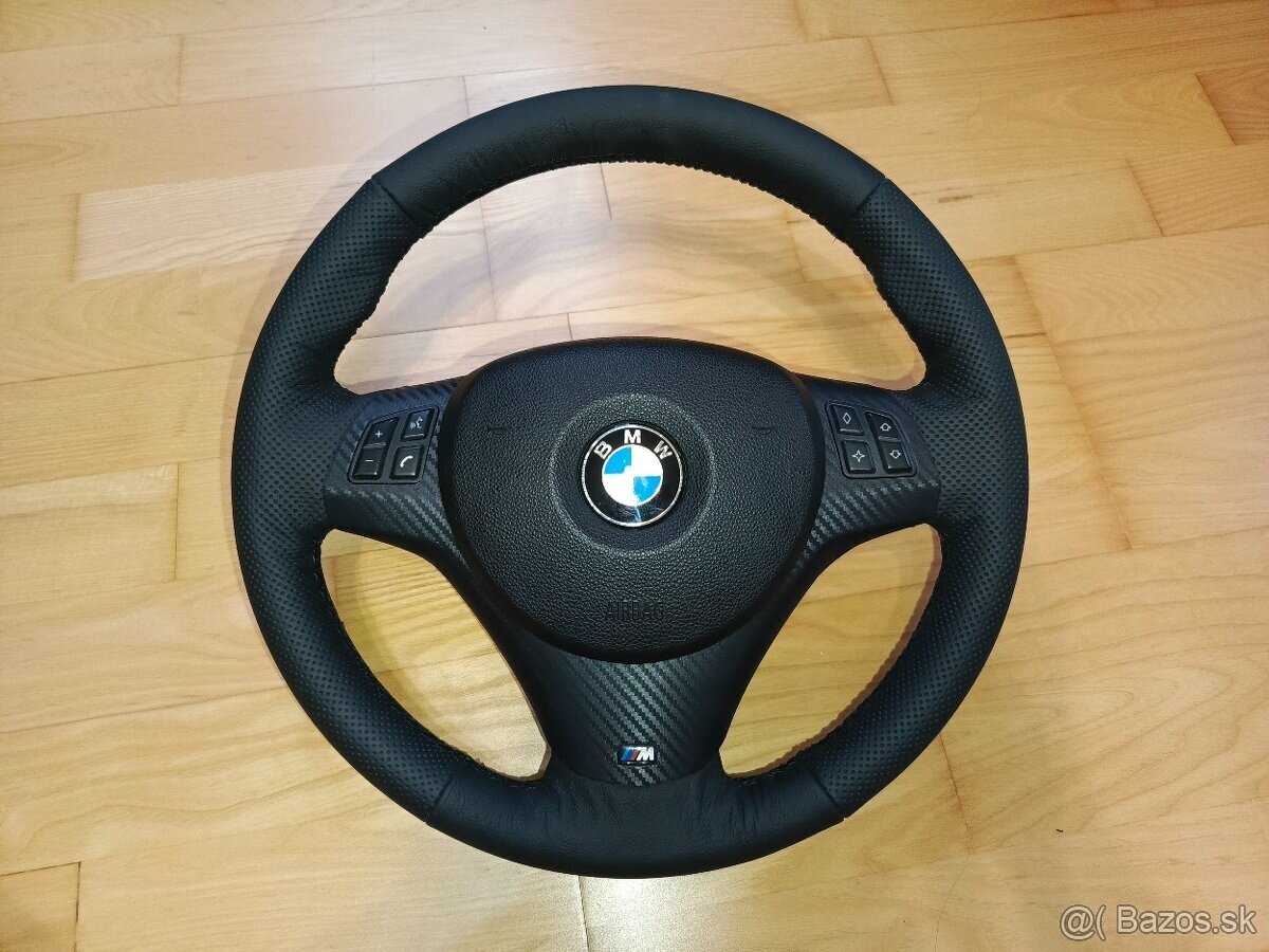 Volant M-packet BMW e90/e91/e92/e87 - 2