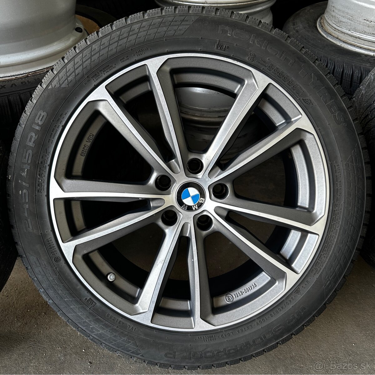5x112 R18 8J ET30 + 245/45 R18 Nokian - 2