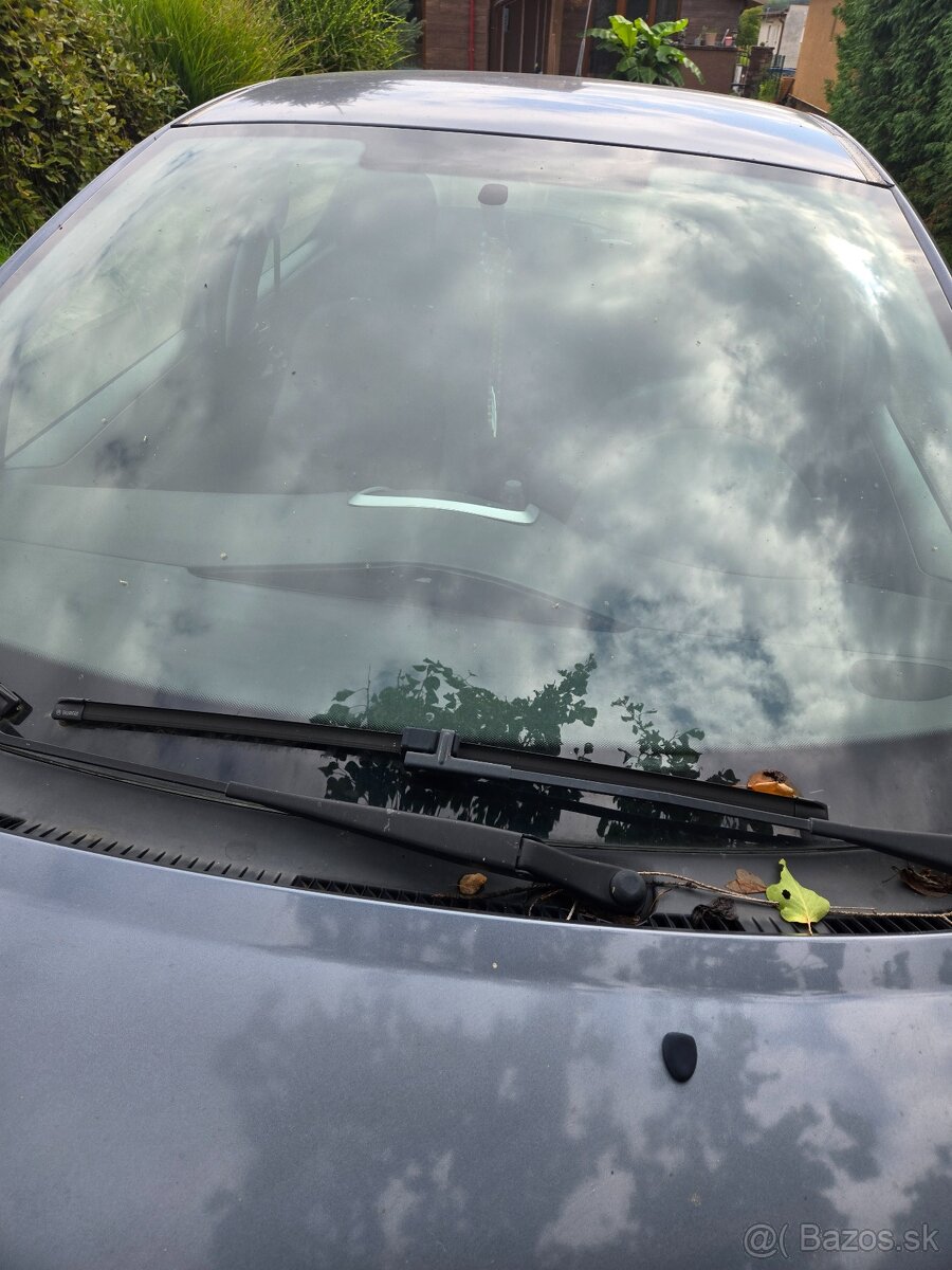 Predám Peugeot 207 - 2