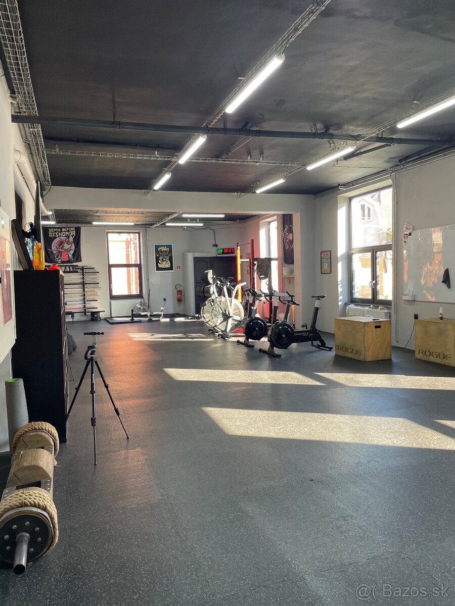 Polyfunkčný objekt - 2