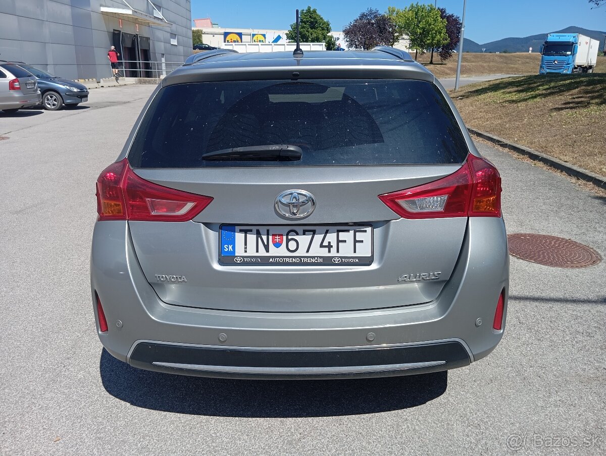 Toyota Auris TS - combi 1,6benzín, SR,EXECUTIVE,2x kolá - 2