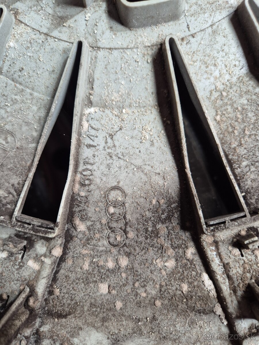 Kryty kolies - puklice Original Audi - 2