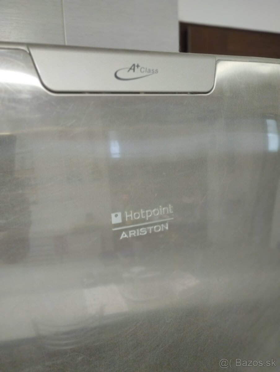 Predám chladničku Hotpoint ARISTON A+Class - 2