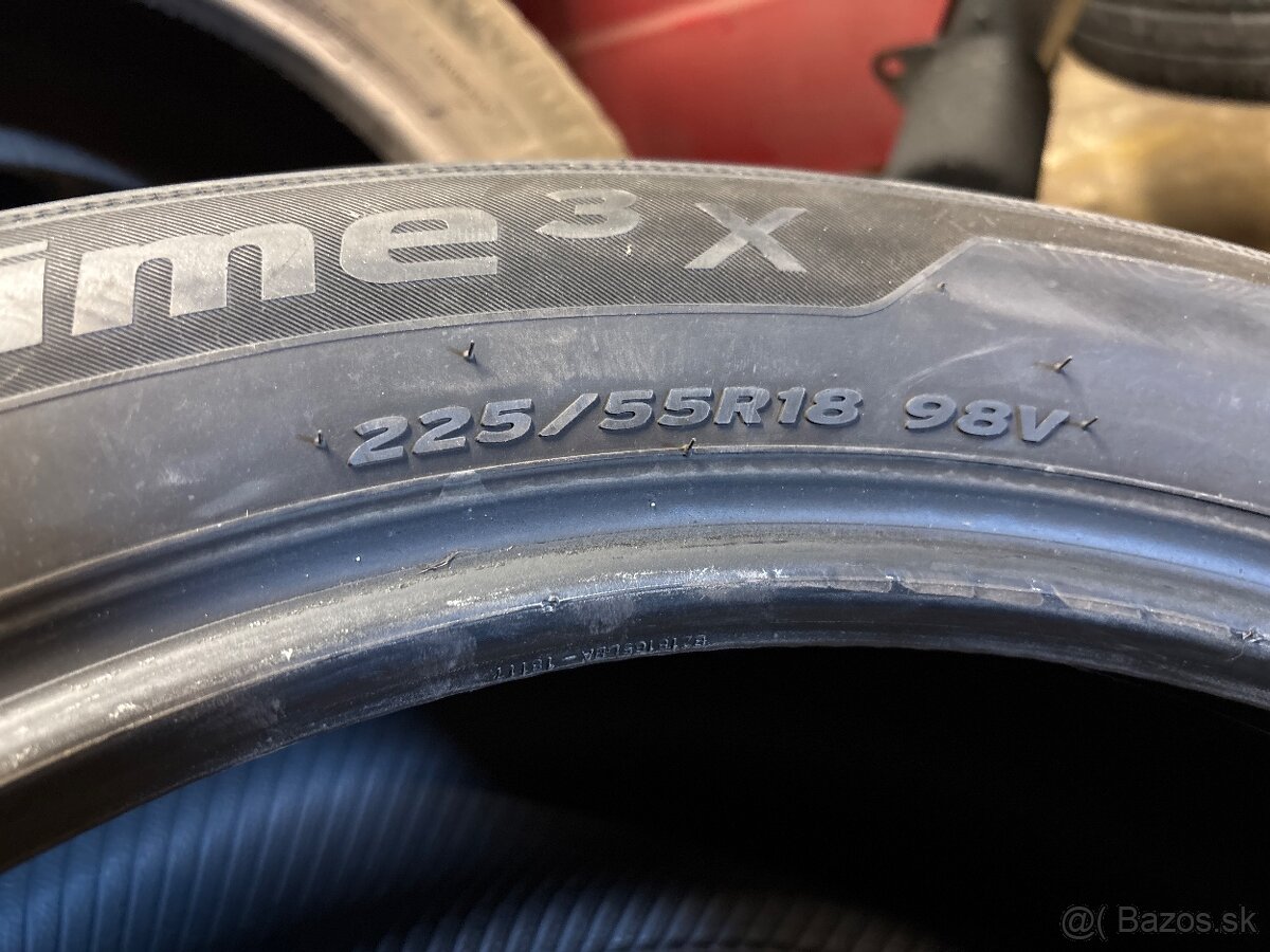 Predám pneu 225/55R18 98v - 2