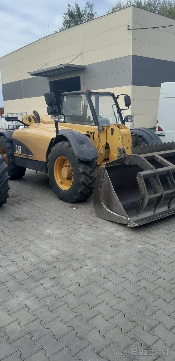 CATERPILLAR TH 220B - 2