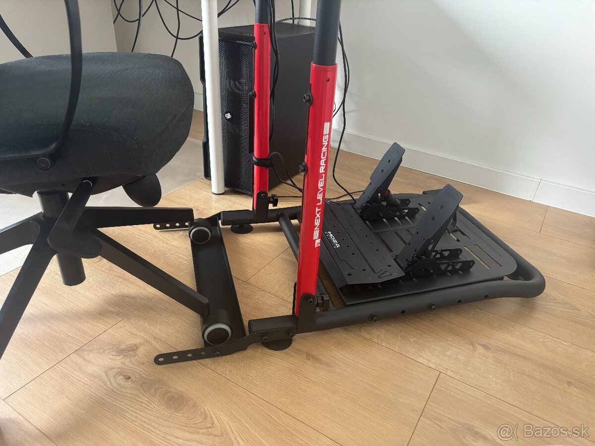 Herný volant Moza R3 + NextLevel Racing Wheel Stand Lite 2.0 - 2
