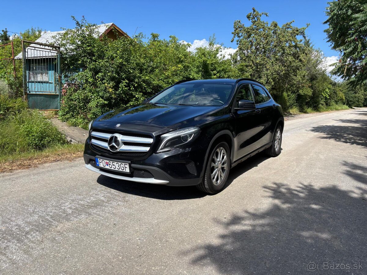 Mercedes-Benz GLA 180 d - 2