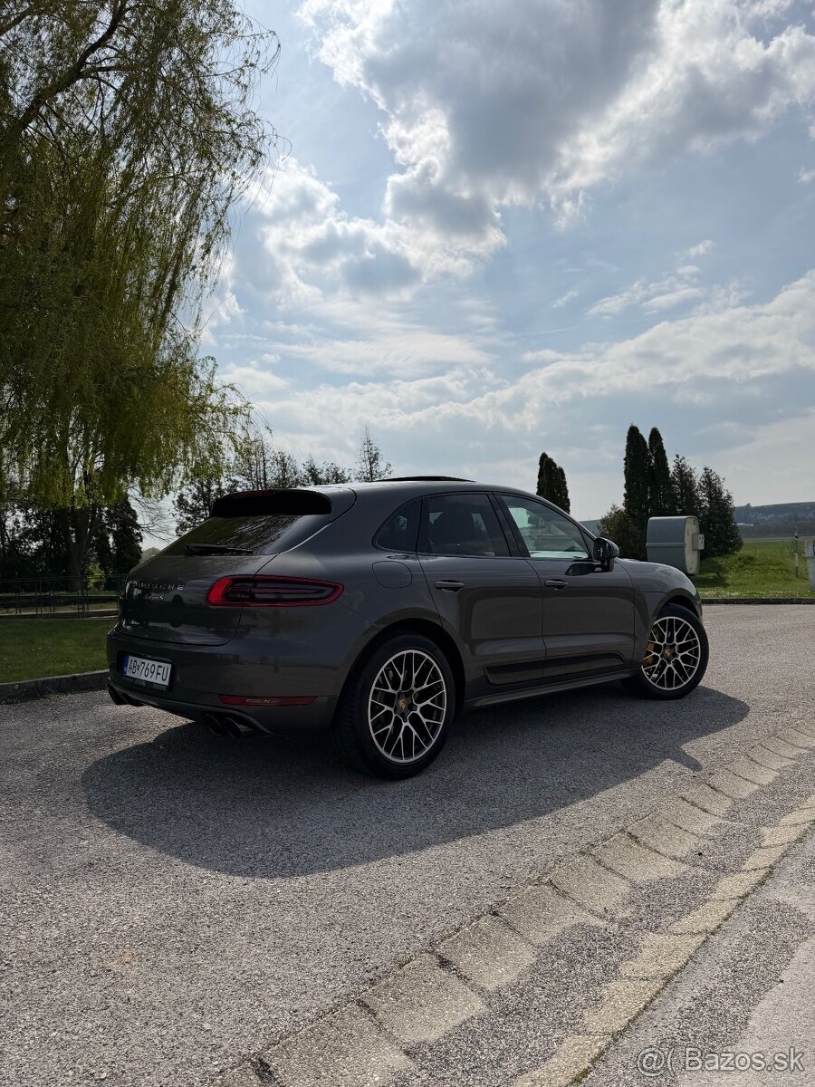 Porsche macan s - 2