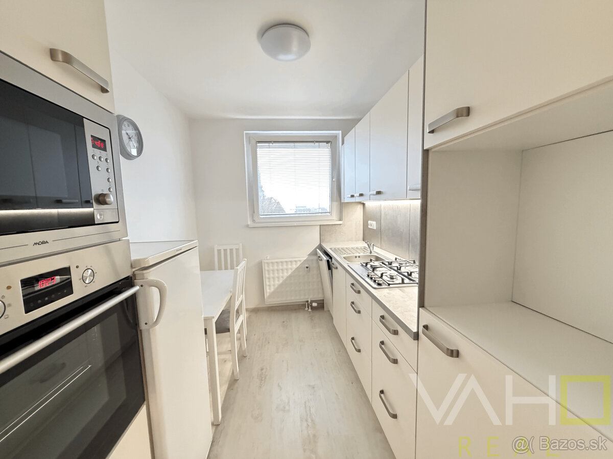 Prenájom moderného 3i bytu v blízkosti centra, Hlboká ul. Tr - 2
