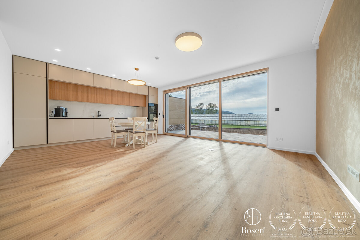 Bosen Realicity / Prenájom 5 izbový Rodinný dom Wolfsthal/ R - 2