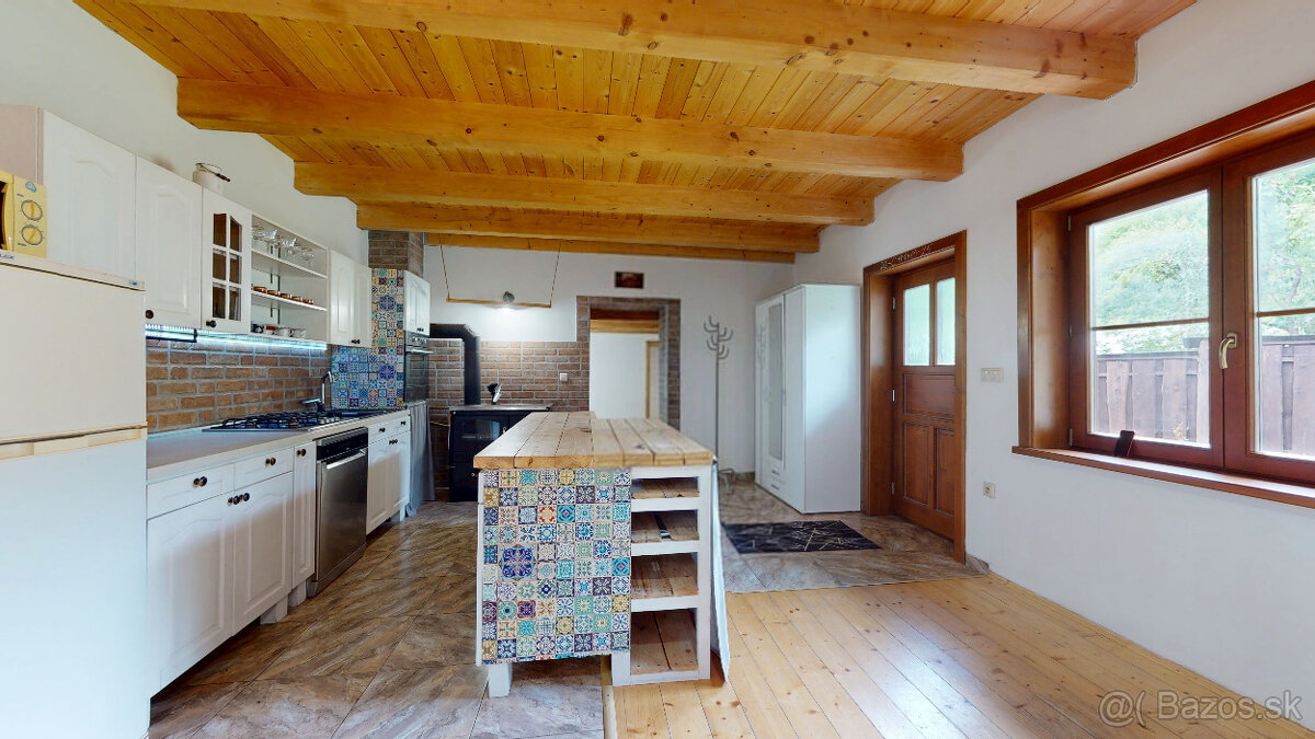 CHALUPA NA CELOROČNÉ BÝVANIE V OKRESE ŽARNOVICA - 2