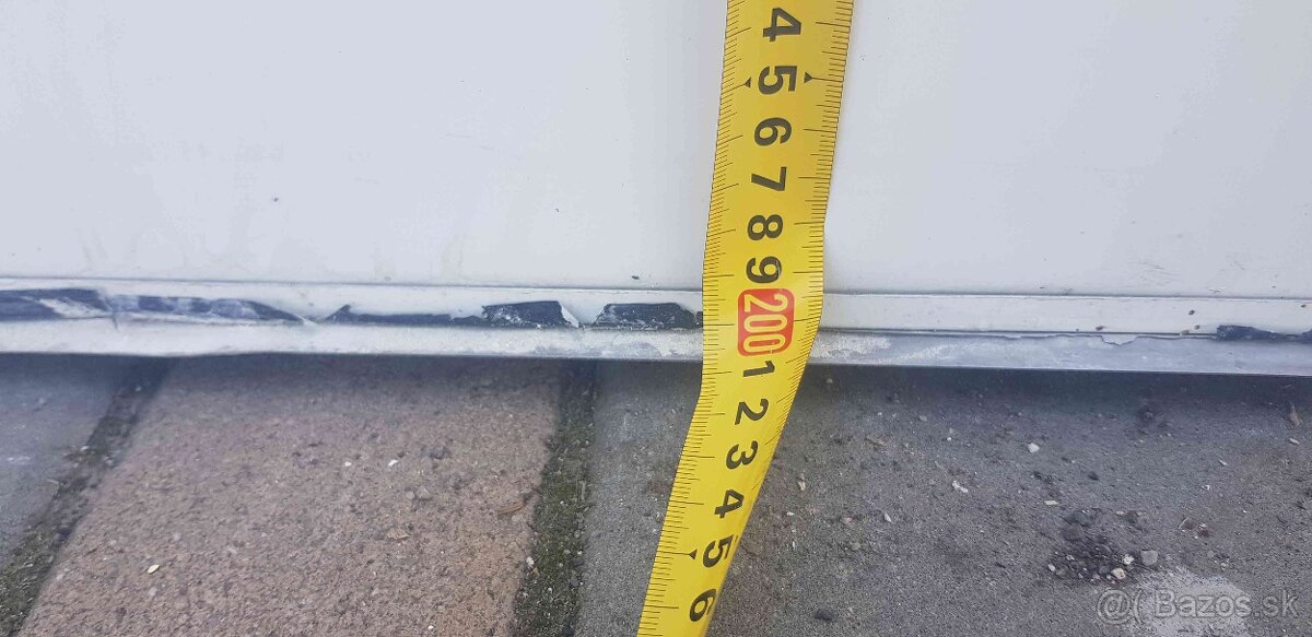 Predám zachovalé vchodové oceľové bezpečn. dvere PRAVÉ - 2