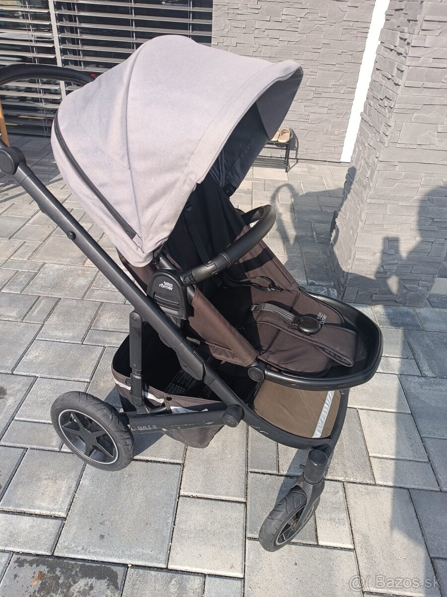 BRITAX ROMER Smile III 3 v 1 (trojkombinacia) - 2