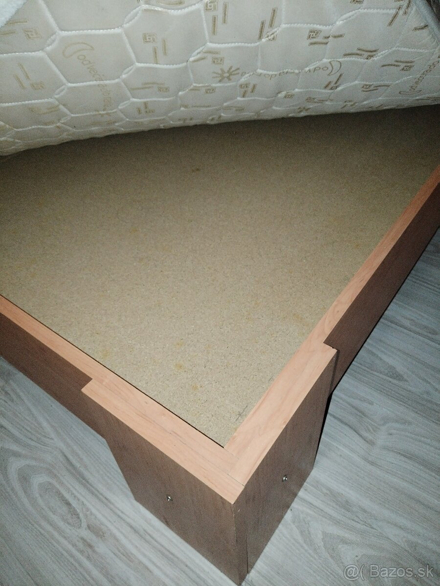 Manželská postel - 2