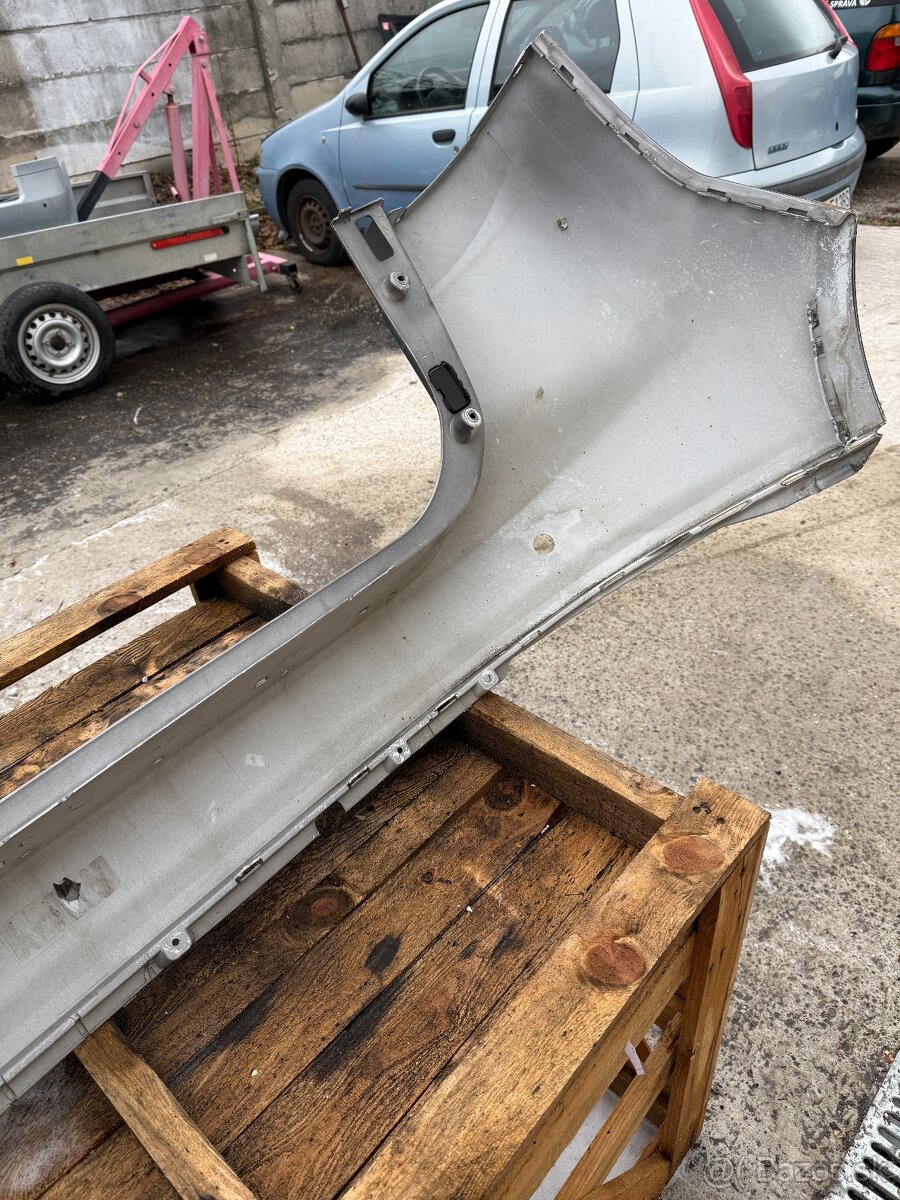 Ford C-Max - zadný nárazník - 2