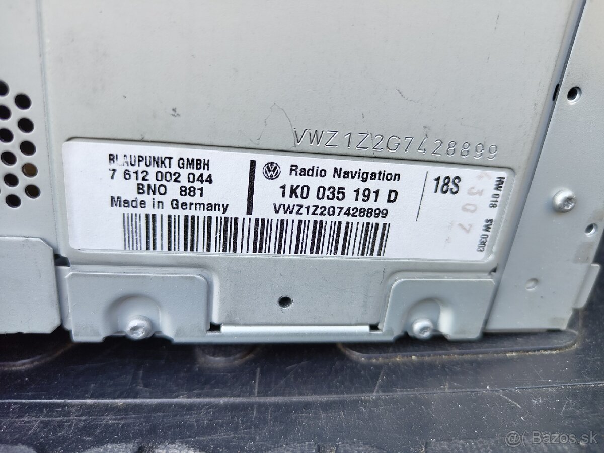 VW originál autorádio s CD meničom - 2