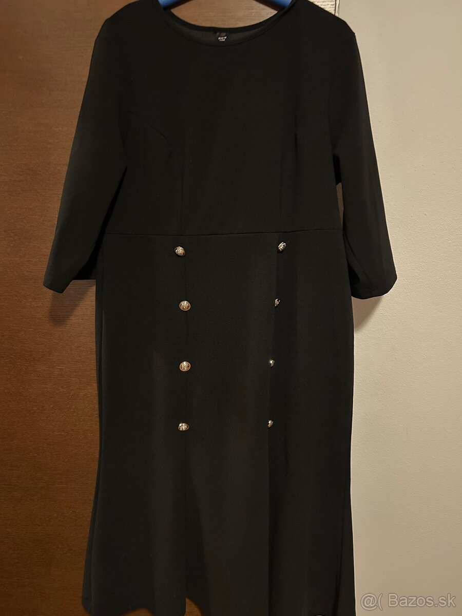 Elegantné čierne šaty - 2