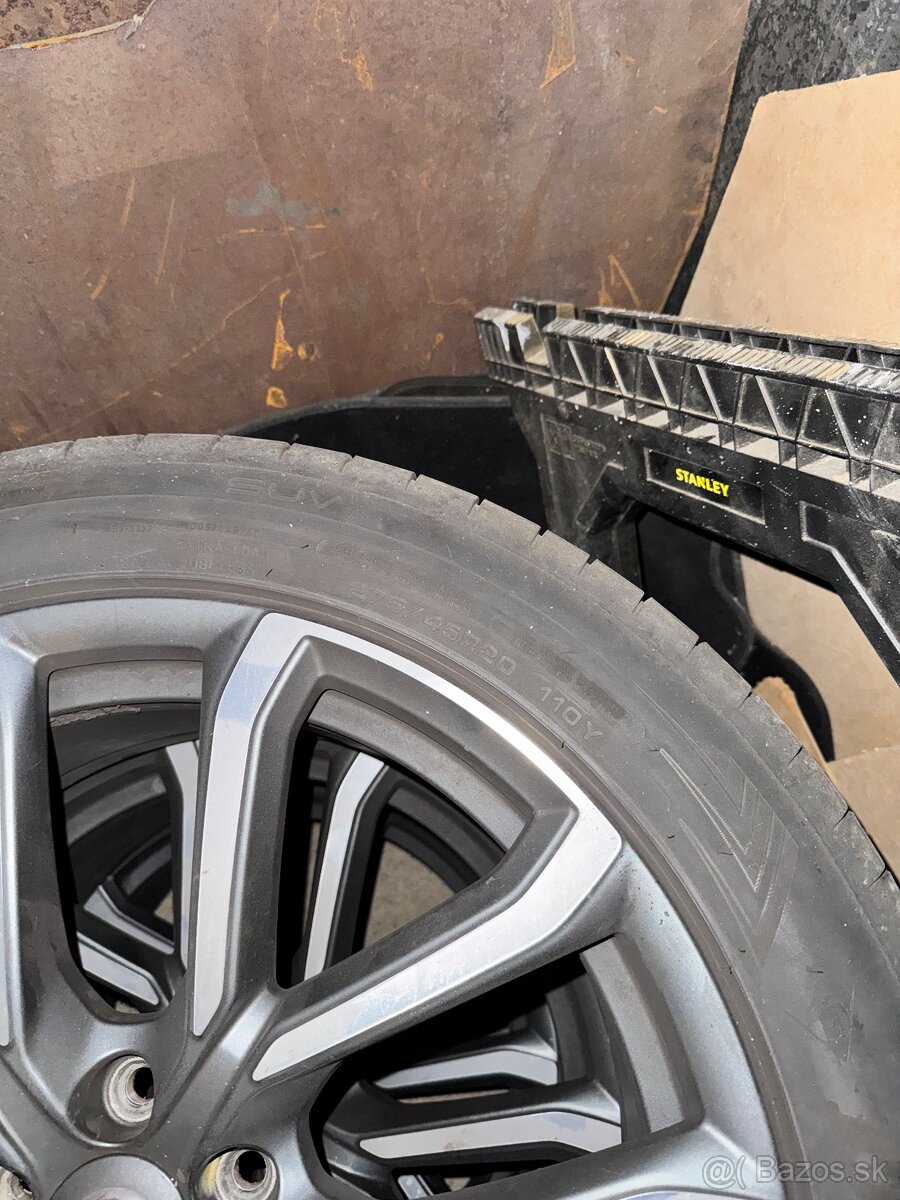 Dunlop sport maxx 27/45 r20 - 2