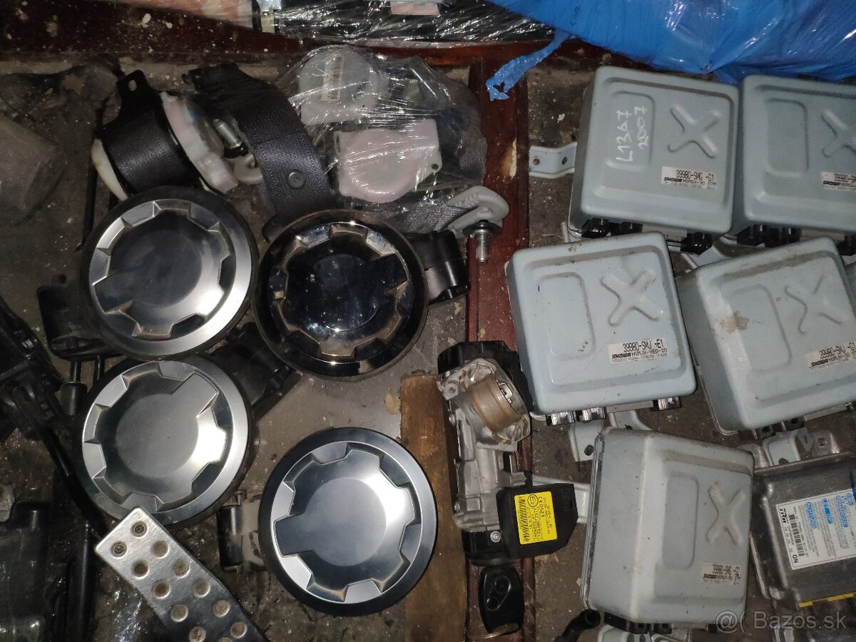 Rozpredam civic 2009 1,8vtec - 2