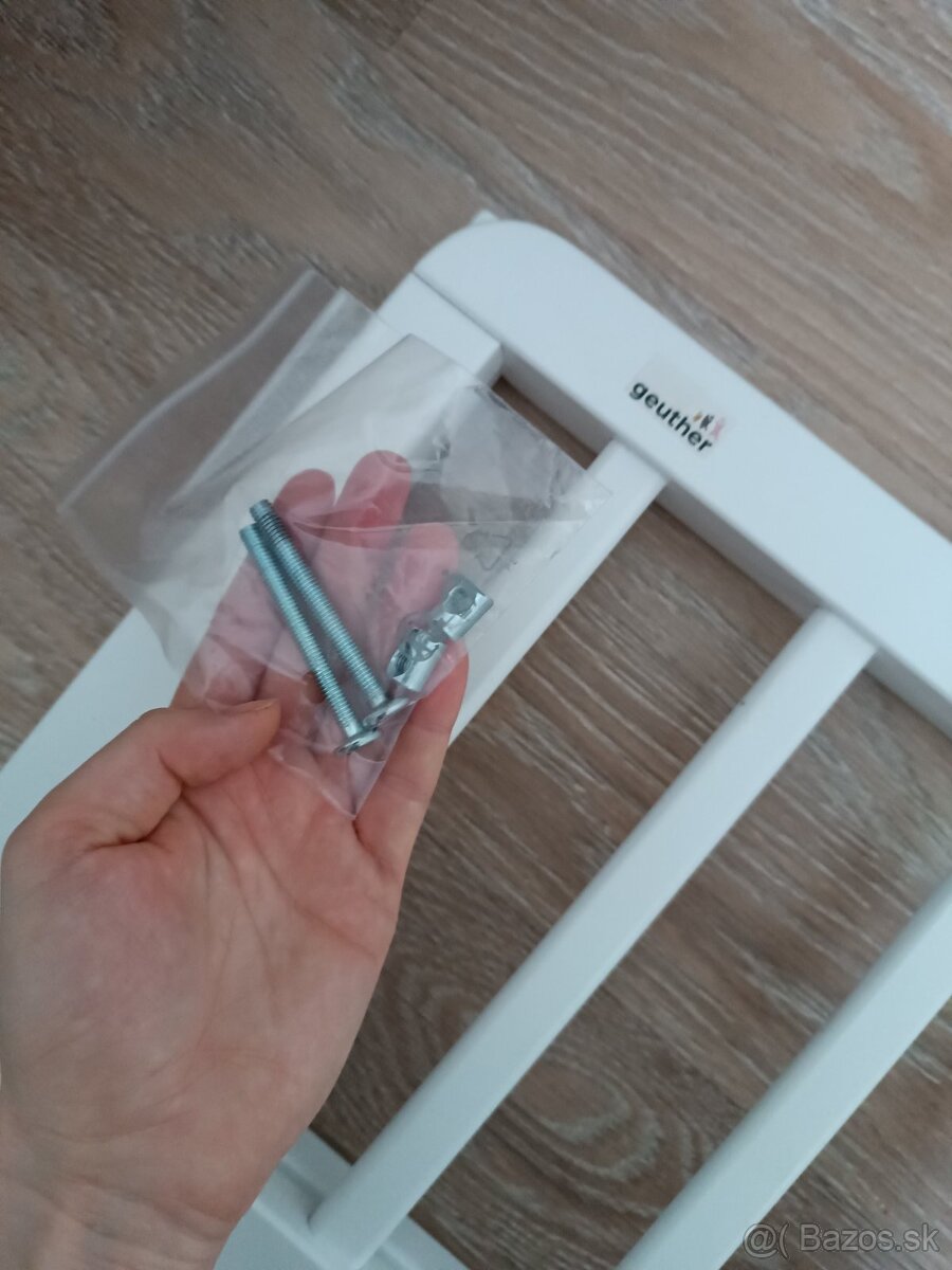 Zábrana na postel - 2