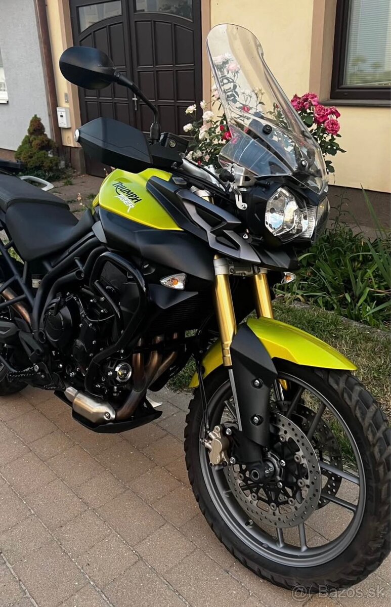 Triumph Tiger 800 xr - 2