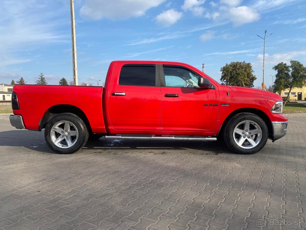Dodge Ram 5,7 Hemi rok 2013 - 2