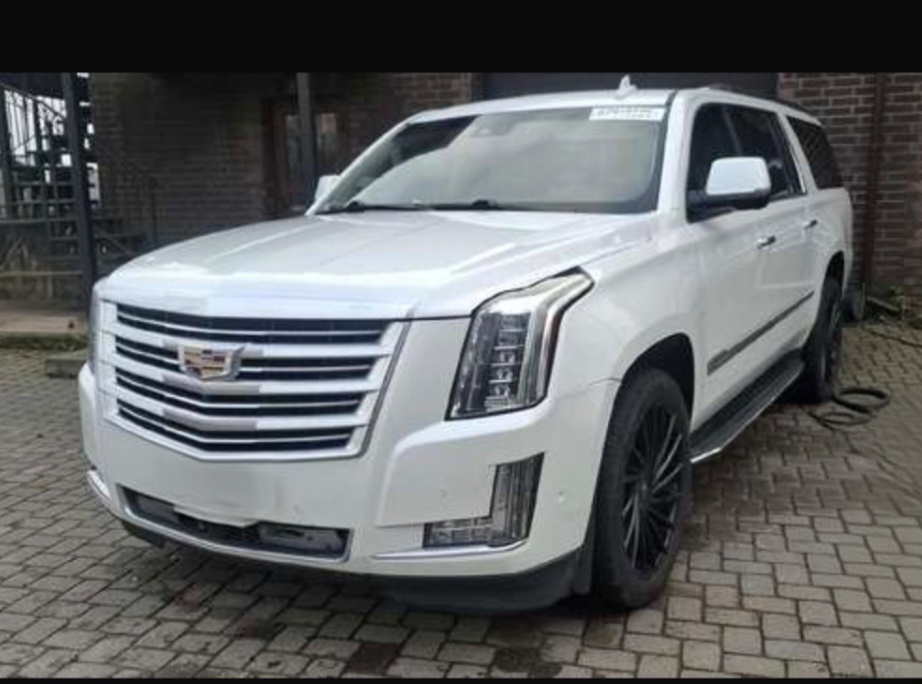 Cadillac Escalade 6.2 V8 rok 2020 - 2