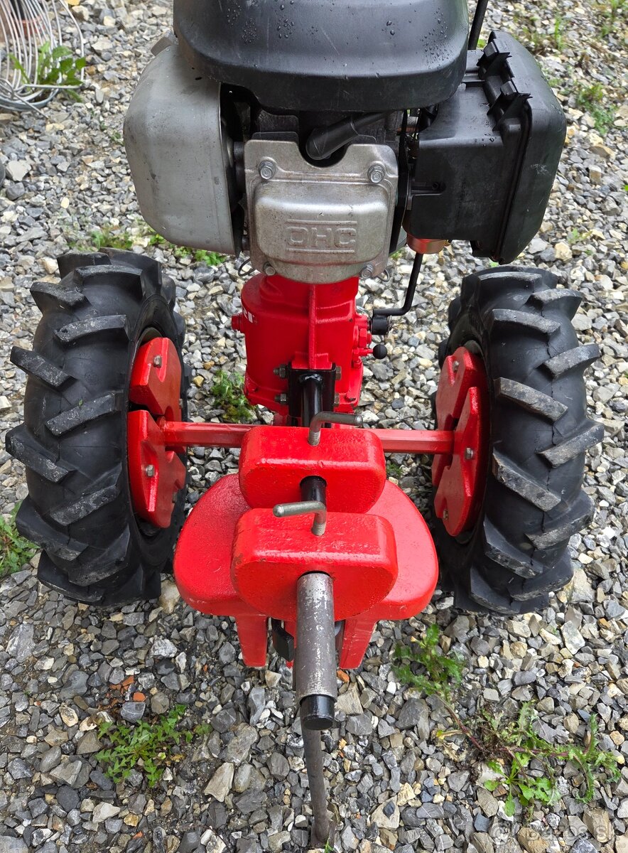 Predam vari traktor kompletny top stav - 2